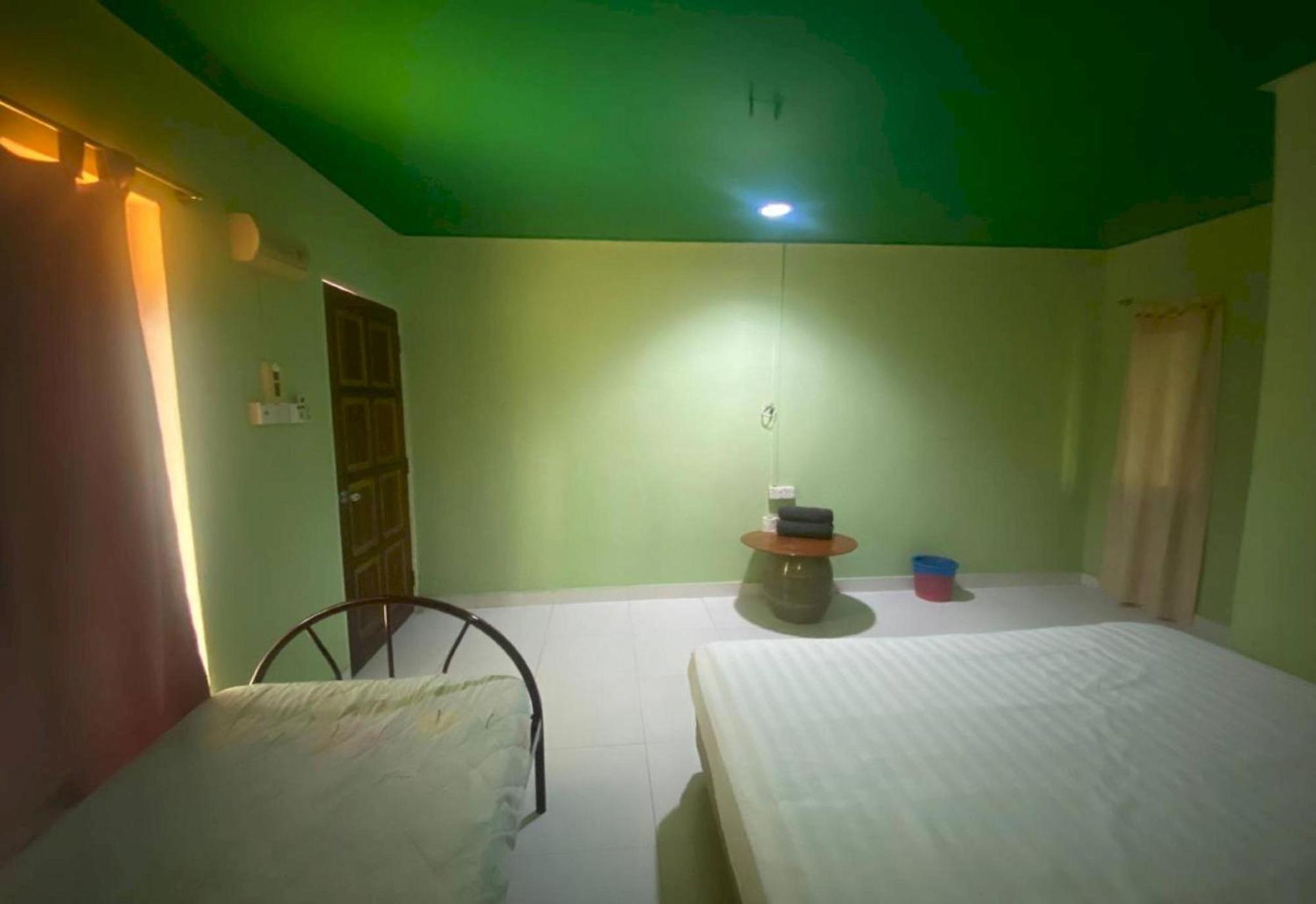 Villa Thai Pantai Cenang  Bagian luar foto